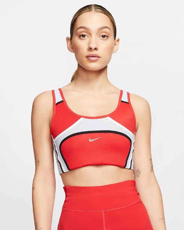 Nike swoosh sales ultrabreathe city ready