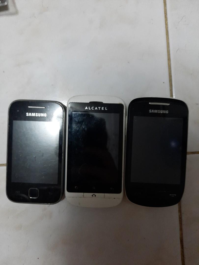 Old Samsung Phones Mobile Phones Gadgets Mobile Phones Android Phones Samsung On Carousell