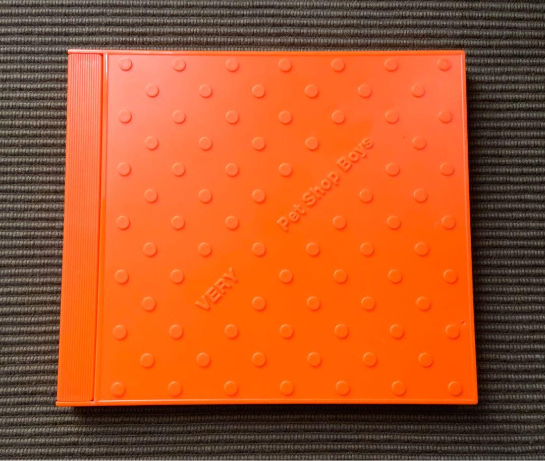 Pet Shop Boys Very 美版 大熱go West是翻唱village People而不是他們原創的 而go West則是指美國西岸三藩市 當年同志 基 地 追求性向自由的希望 音樂樂器 Pet Shop Boys Very 美版 大熱go West是翻唱village People而不是他們原創的 而go West則是指美國西岸三藩市 當年同志 基 地 追求性向自由的希望 音樂樂器