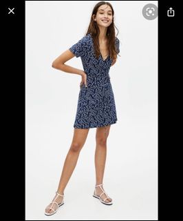 （分類：）位於 。 由 stephaniechak 提交（商品編號 1058592376，圖片 1）。簡介： 。