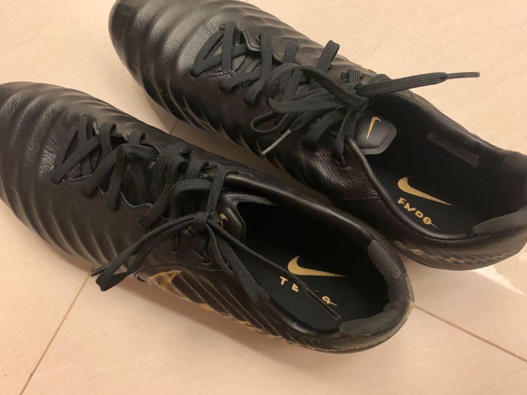 latest nike tiempo soccer boots