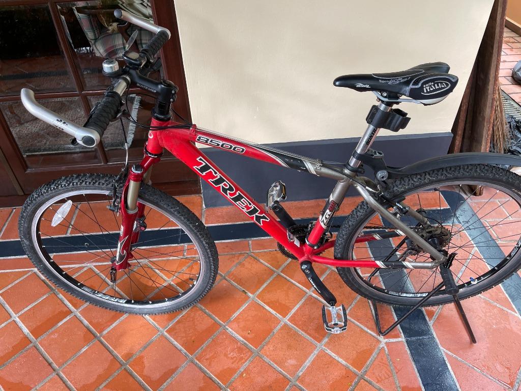 Trek 8500 for sale deals