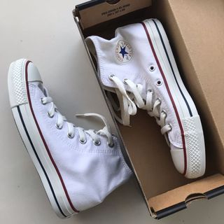 (Category: ) located in . Submitted by thriftchiic (Listing ID 1058523000, Image 1). Description: .