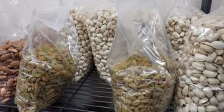 （分類：）位於 。 由 liqat 提交（商品編號 1058955671，圖片 1）。簡介： 。