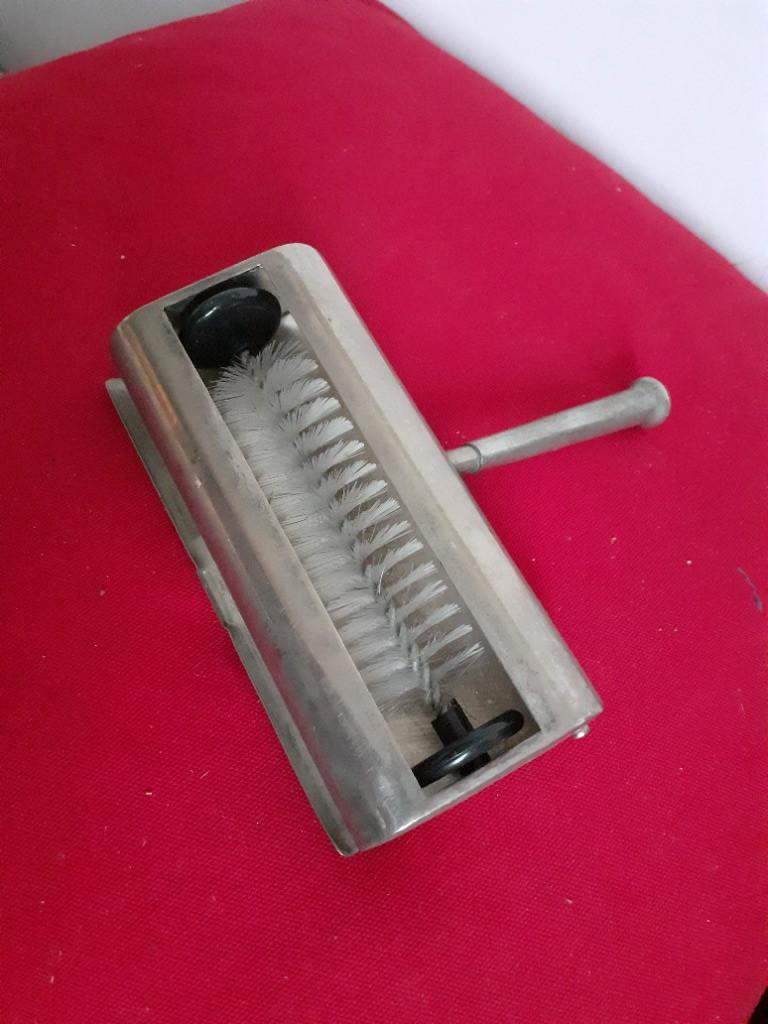 Antique Table Crumber, Hobbies & Toys, Memorabilia & Collectibles