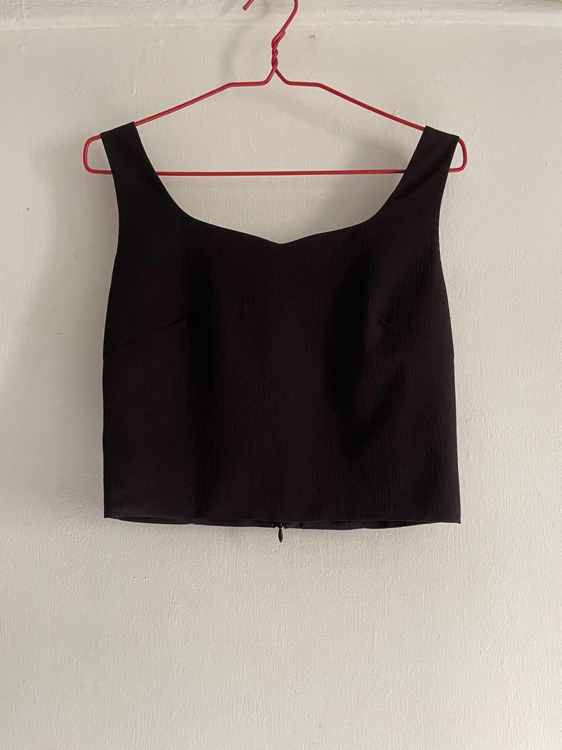 black bustier top