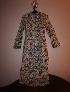 (Category: ) located in . Submitted by wardrobewonders (Listing ID 1058881413, Image 1). Description: .