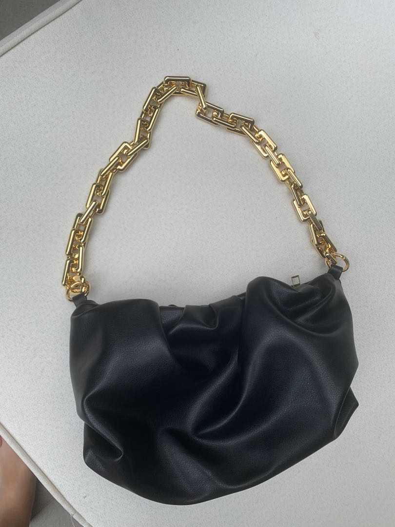chain baguette bag, Women's Fashion, Bags & Wallets, Shoulder Bags on