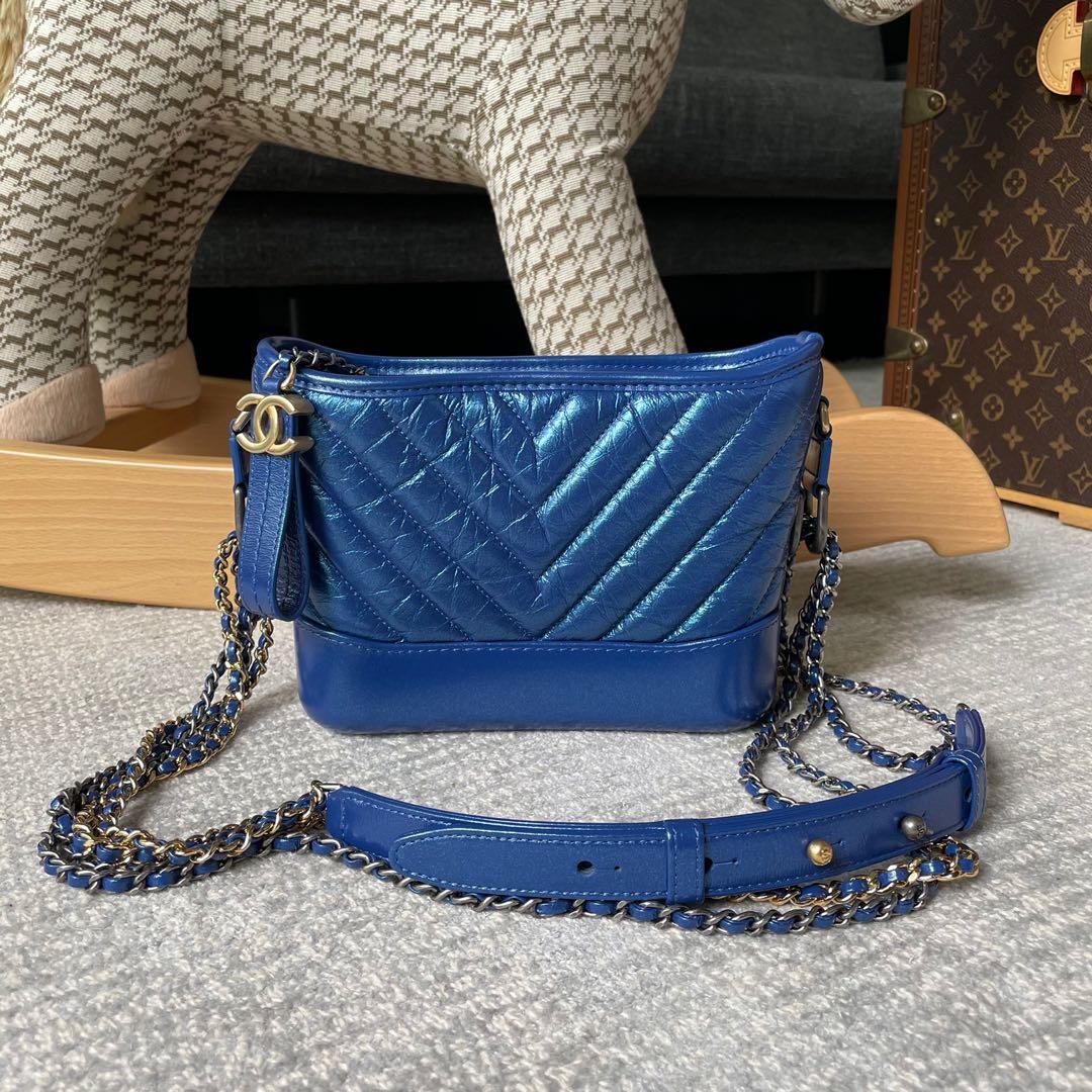 Chanel Blue Tweed Medium Gabrielle Series25, Luxury, Bags & Wallets on  Carousell