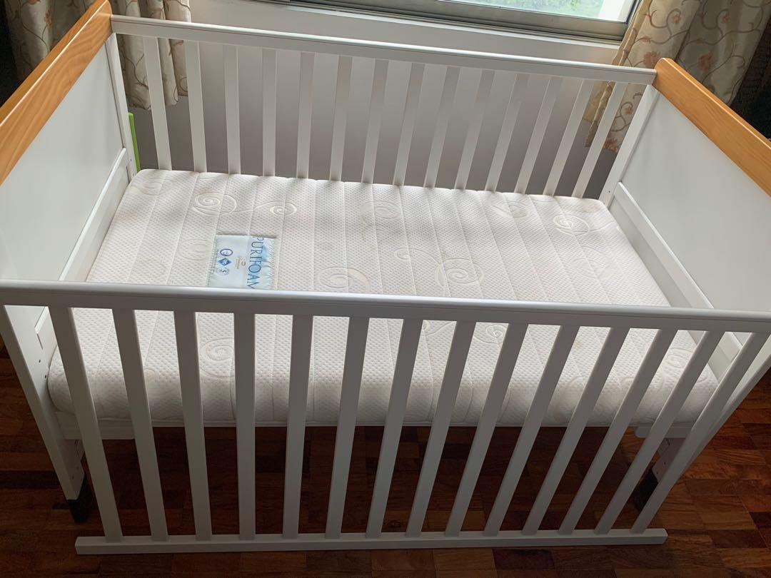 Cot outlet headboard bumper