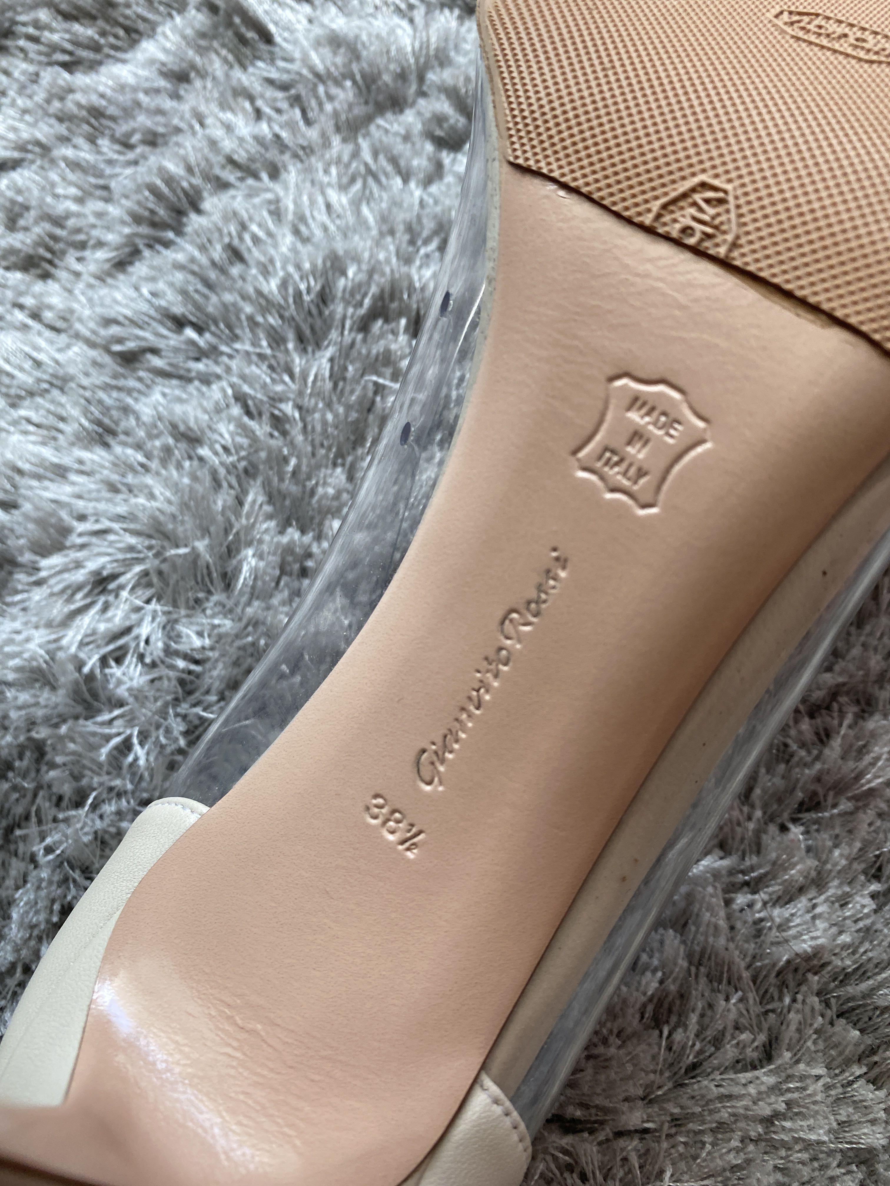 Gianvito rossi plexi 7 hot sale