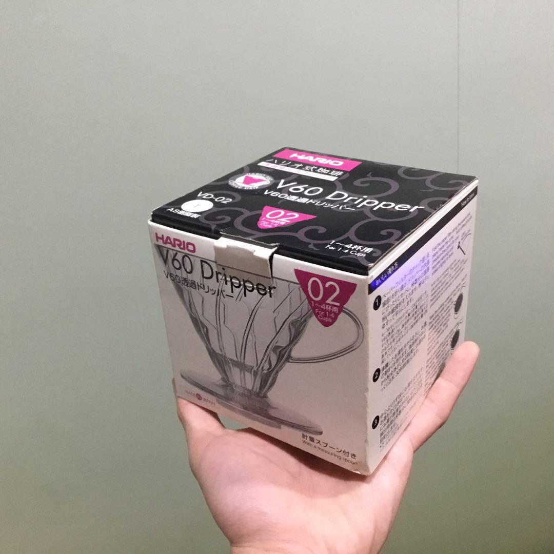 Hario V60 VD-02 T Coffee Dripper (Category: Coffee Machines & Makers) located in Quezon City. Submitted by cocopeats (Listing ID 1058899343, Image 3). Description: Brand new but MISSING SCOOP. La Loma QC. Lalamove or Grab express only. Buyer books and shoulders shipping po. PM me here on Carousell! Thank you and God bless..