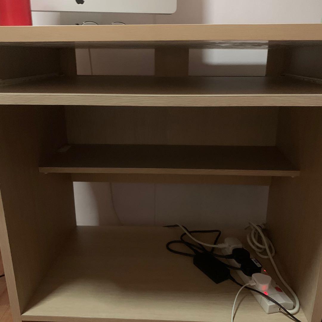 [INSTOCK] Computer / Study Table (Category: Tables & Sets) located in Singapore. Submitted by lxngz (Listing ID 1058891719, Image 3). Description: *items on the table are just for size comparison* size: length - 90cm, width - 60cm, height - 76cm condition: 8.5/10 buyer has to arrange his/her own delivery price is negotiable as long as it’s reasonable! feel free to dm for more information! .
