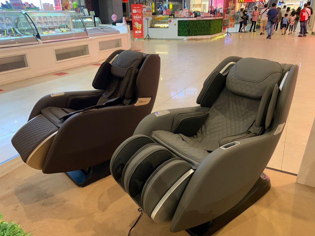 ITSU MASSAGE CHAIR ICLASS NEW Furniture Home Living