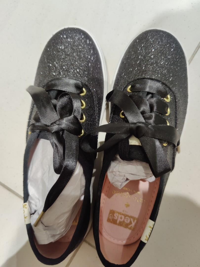 Girls black keds top