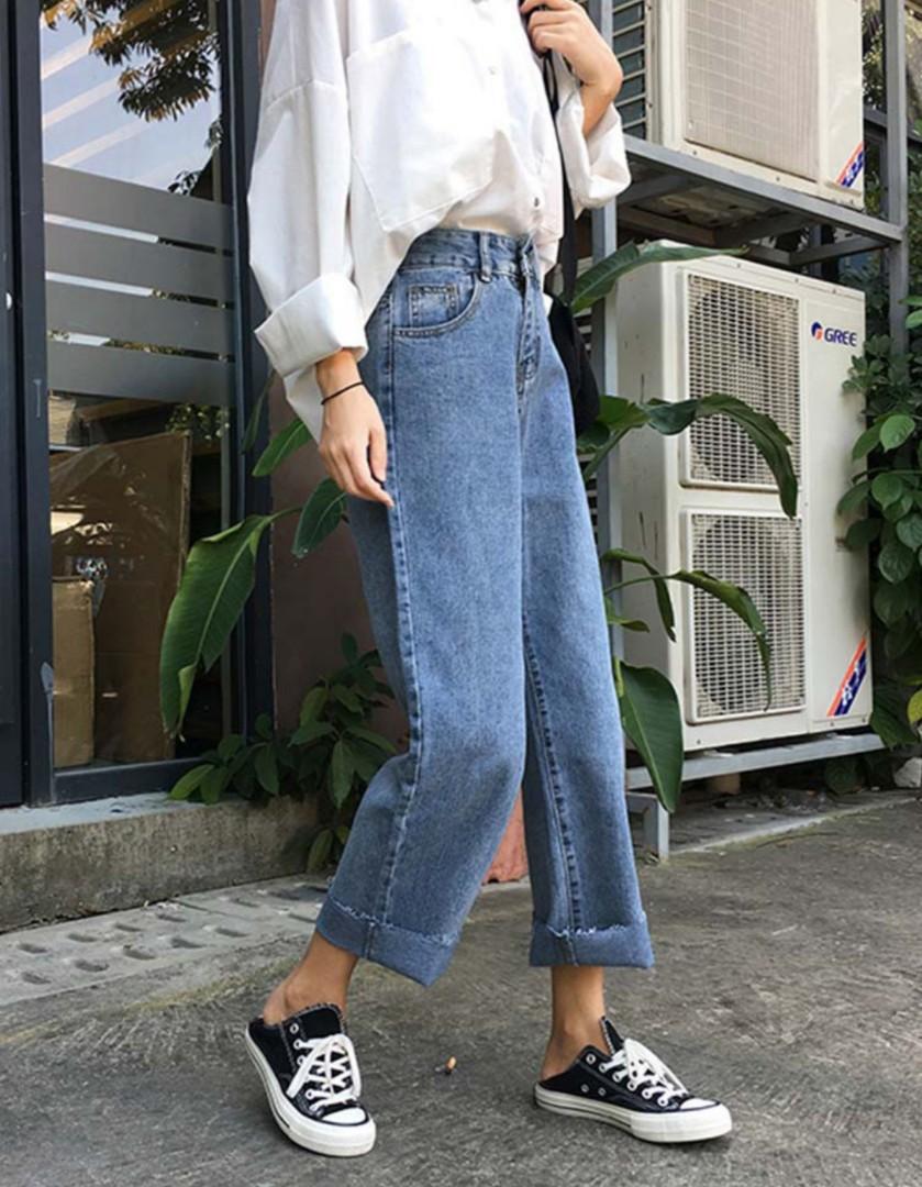 Korean style wide leg jeans, Women's Fashion, Bottoms, Jeans