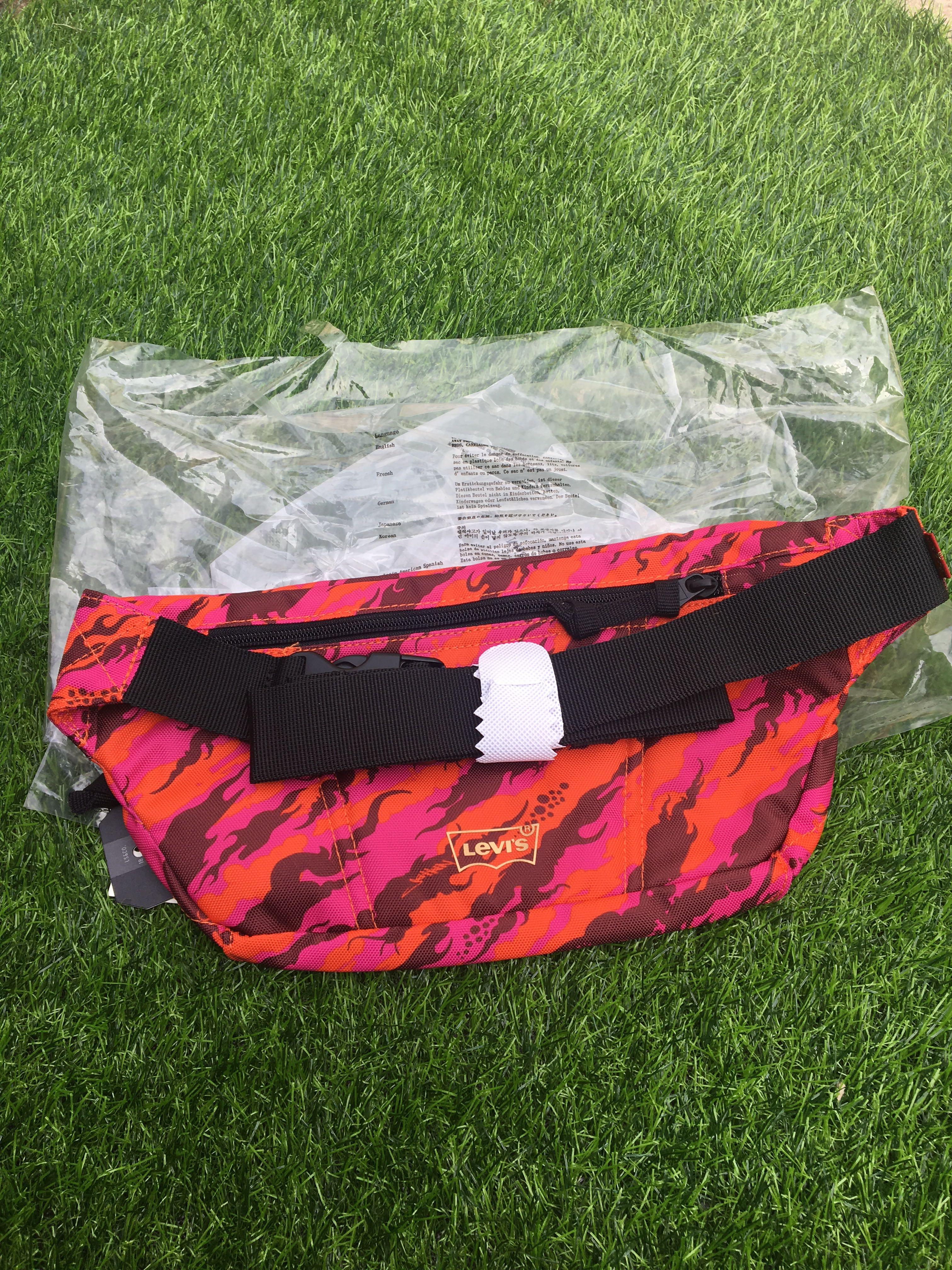 Supreme banana bag 2025