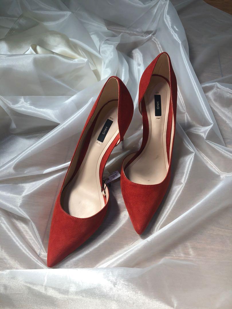 heels bukaan samping 