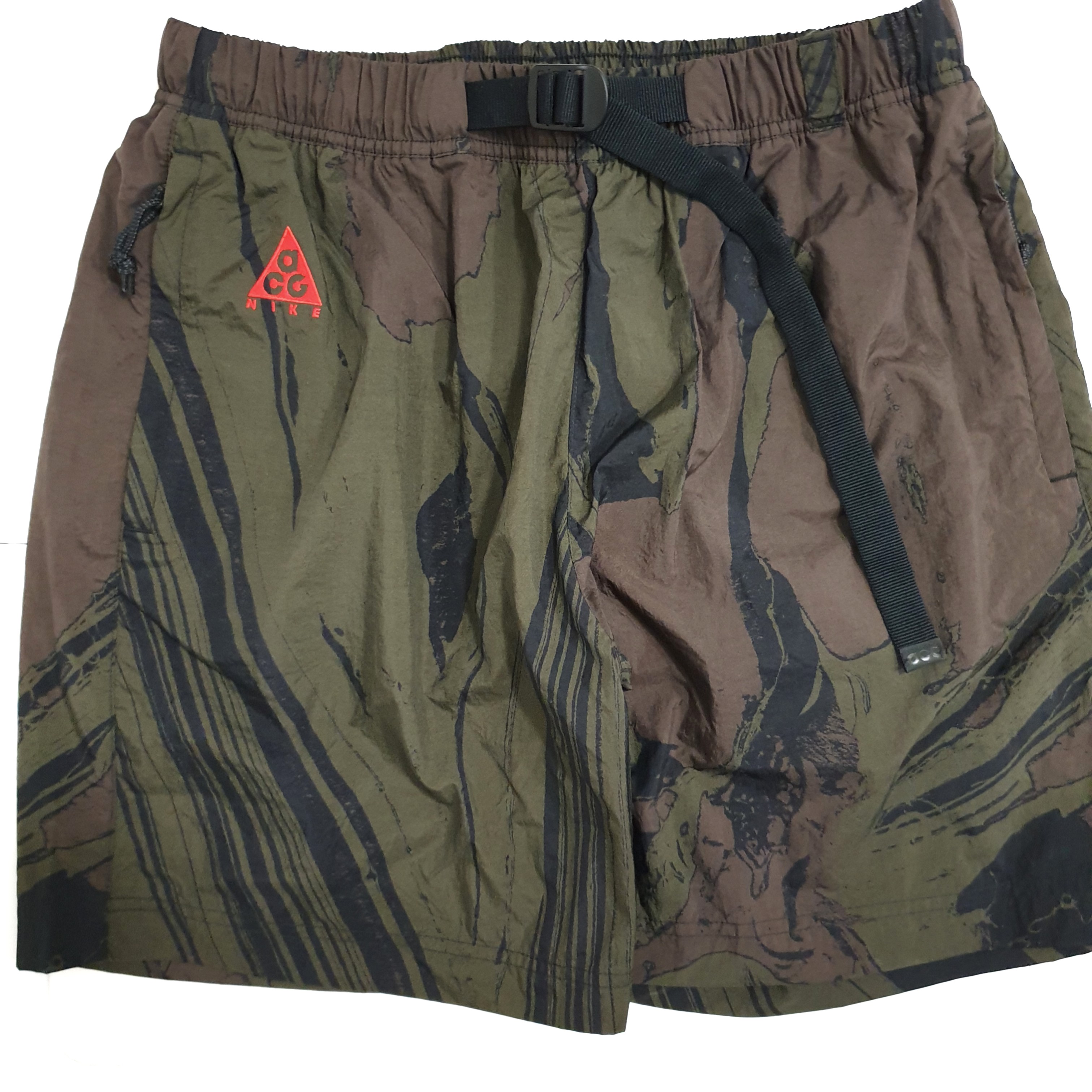 Nike ACG Mt. Fuji Shorts M new 1 last pc only Men s Fashion