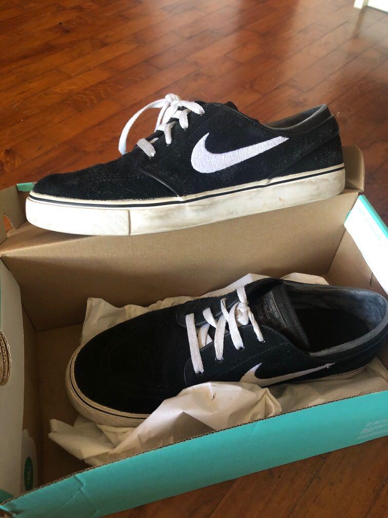 nike janoski suede