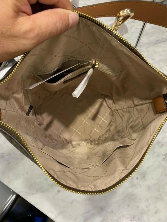 Michael michael kors brooke signature hotsell bucket crossbody