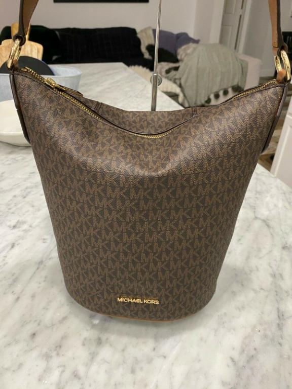 Michael kors sales brooke bucket