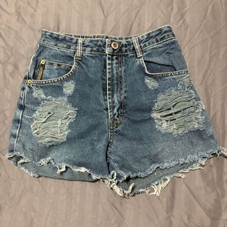 (Category: ) located in . Submitted by chuachua_sc (Listing ID 1058750941, Image 1). Description: .