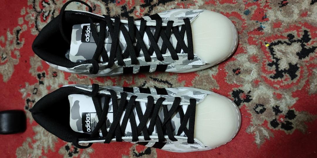 Adidas shoes best sale 3 stripes emoji