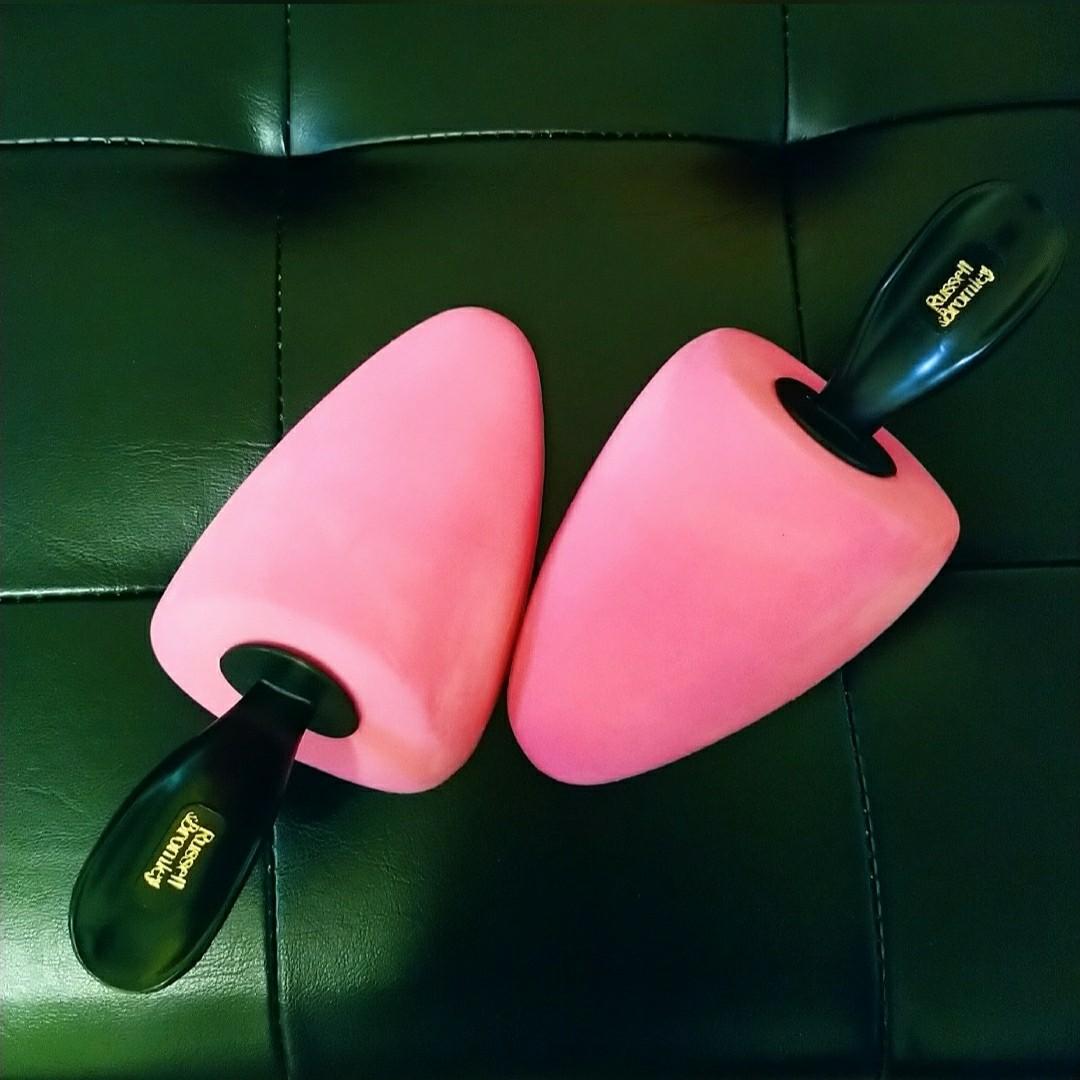 russell and bromley shoe tree