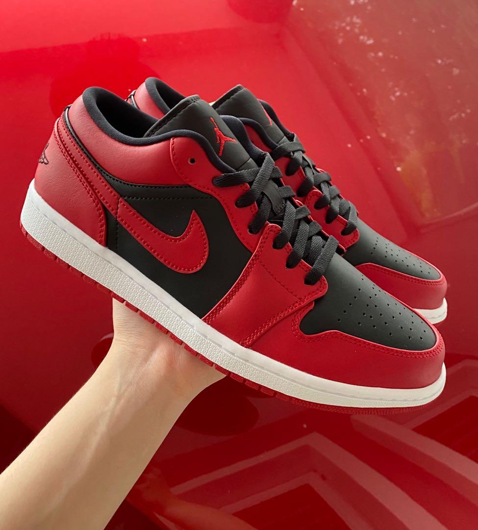 Air Jordan 1 Low Banned