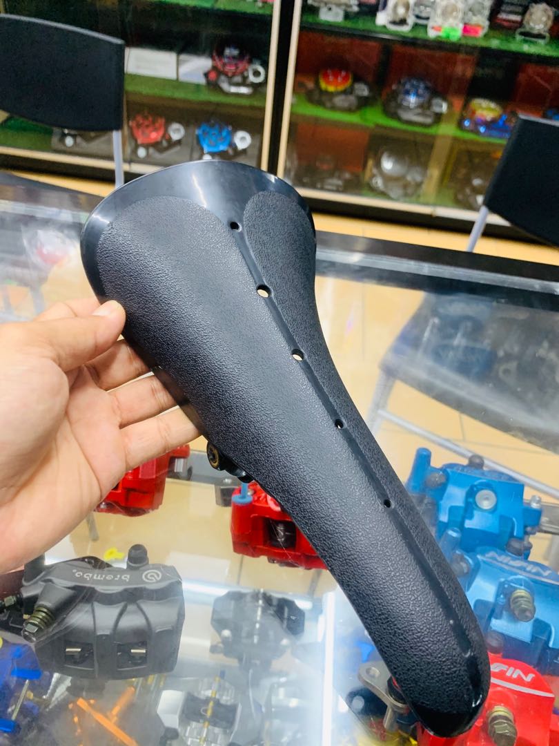 BMX SEAT KUWAHARA cionlli Sports Equipment Bicycles Parts