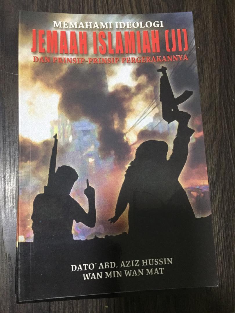 Buku Sejarah, Hobbies & Toys, Books & Magazines, Textbooks on Carousell