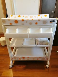 (Category: ) located in . Submitted by chloeyml (Listing ID 1058985184, Image 1). Description: .