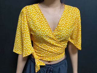(Category: ) located in . Submitted by shopwithdz (Listing ID 1059052662, Image 1). Description: .