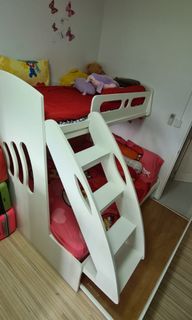 (Category: ) located in . Submitted by leanamolong (Listing ID 1059064228, Image 1). Description: .