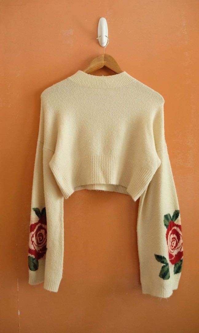 H&m deals rose sweater