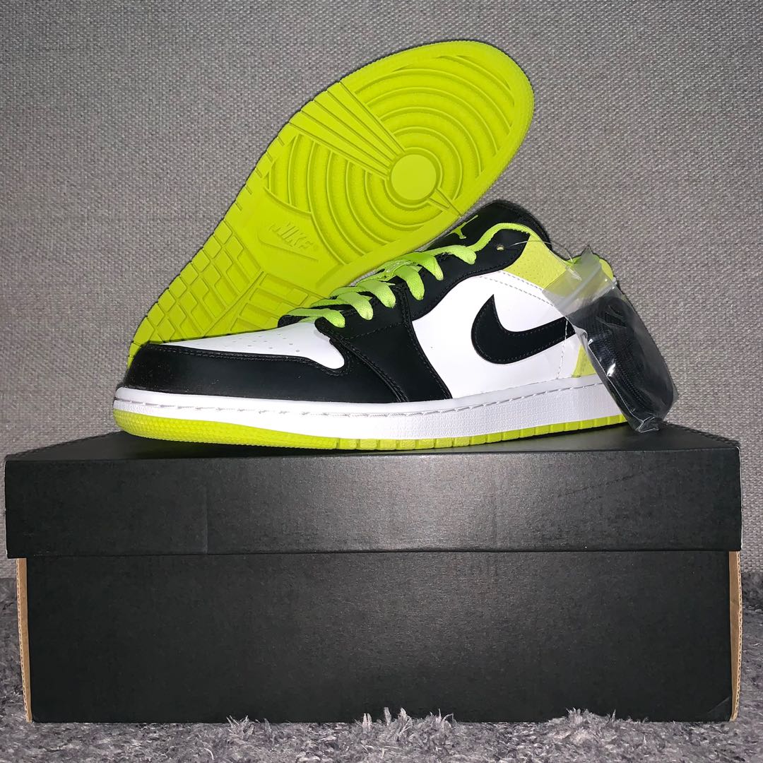 Jordan 1 Low Suede Green Men s Fashion Footwear Sneakers on