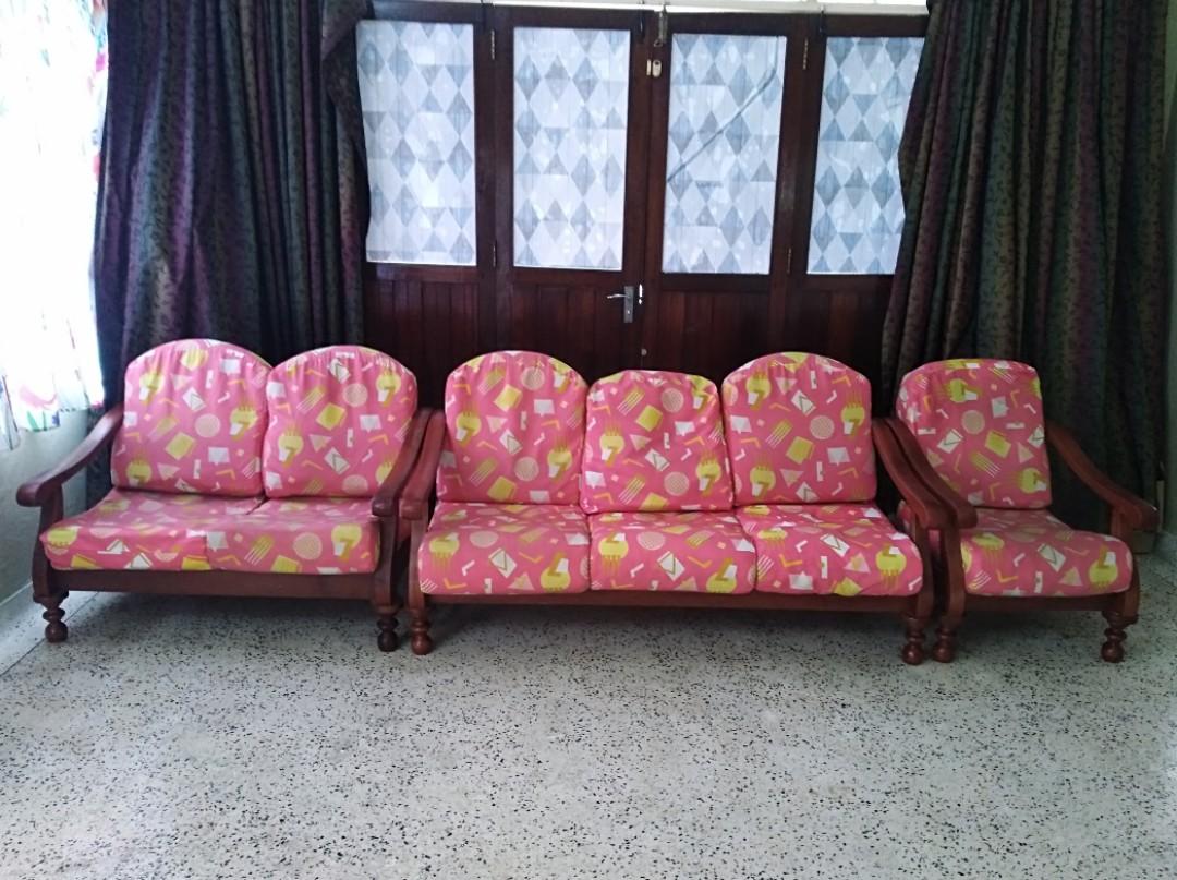 Kusyen Sofa Kayu Jati Solidwood Home Furniture Furniture On Carousell