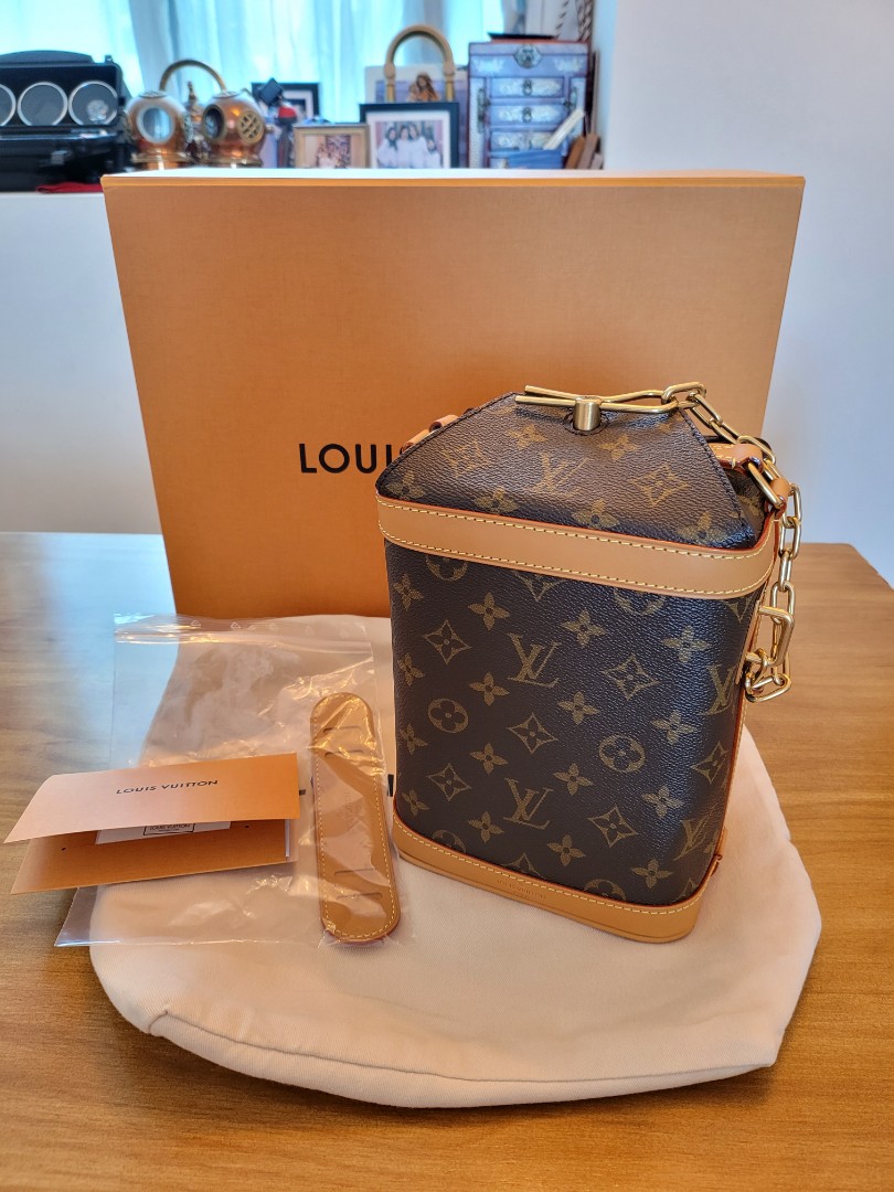 Louis Vuitton Sac Milk Box Monogram Legacy Brown