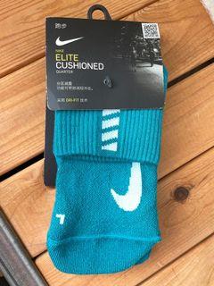 turquoise nike socks