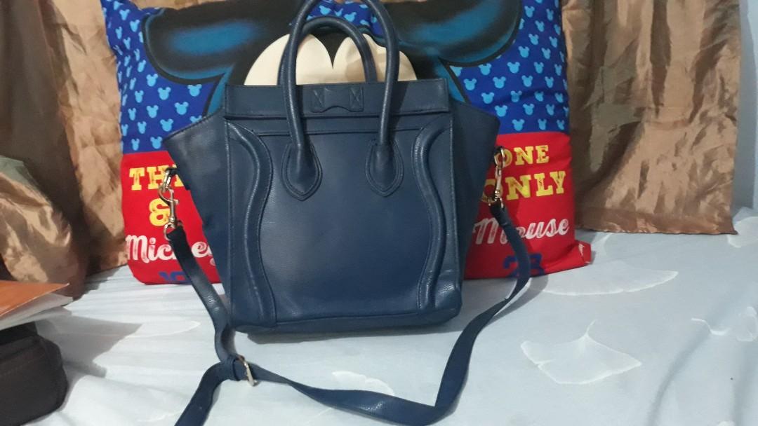 Oumisi handbag online