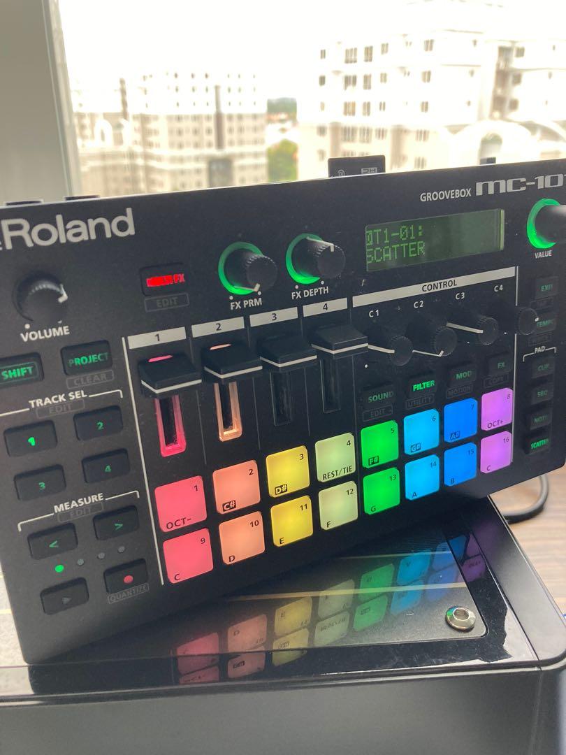 Roland MC101 Groovebox, Hobbies & Toys, Music & Media, Musical 