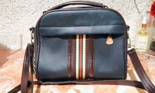 (Category: ) located in . Submitted by declutter.jikan (Listing ID 1059089426, Image 1). Description: .