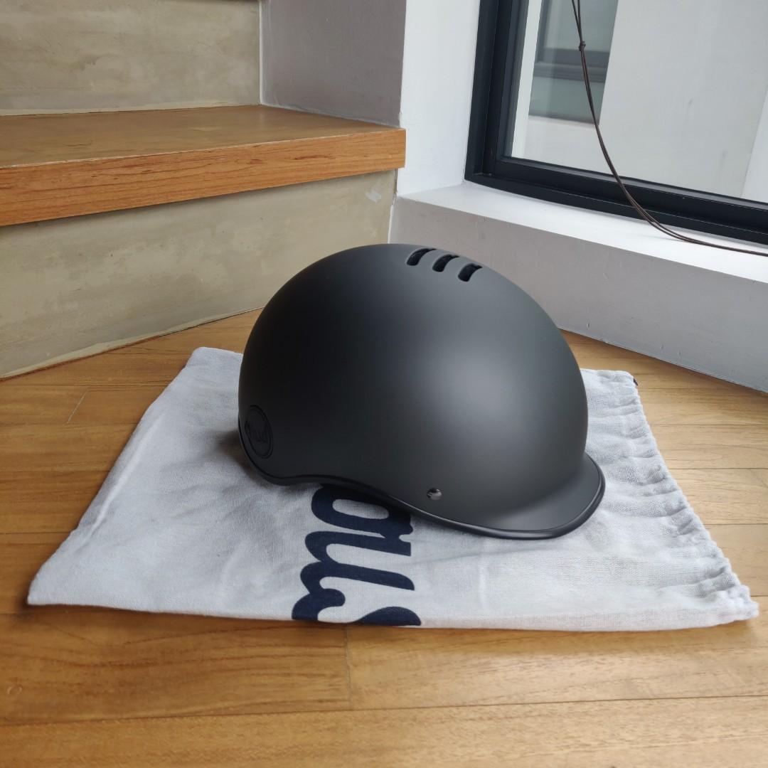 Thousand helmet stealth black hot sale