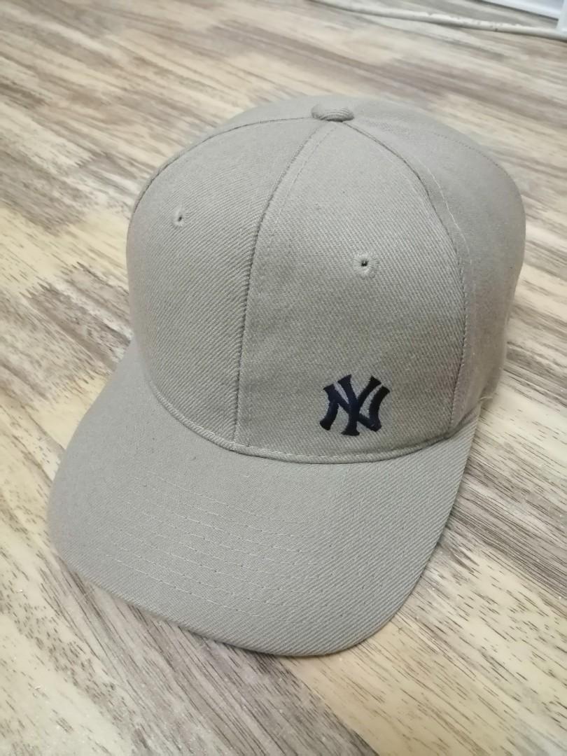 Topi NEW YORK YANKEES MLB Small Side 