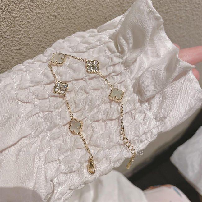 Vca bracelet (preorder japan 🇯🇵) (Category: Sneakers & Footwear) located in Angeles City. Submitted by gogo.sparkle (Listing ID 1058977216, Image 2). Description: Classy.