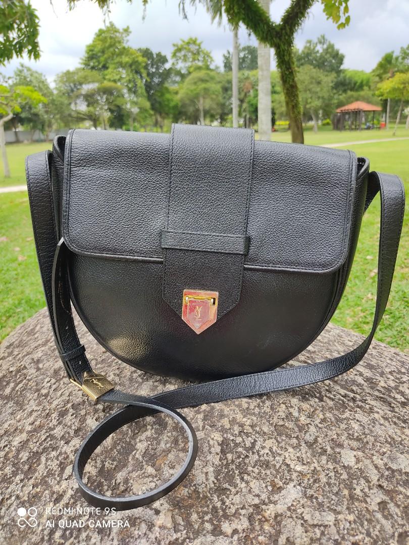 Yves saint laurent sales black crossbody bag