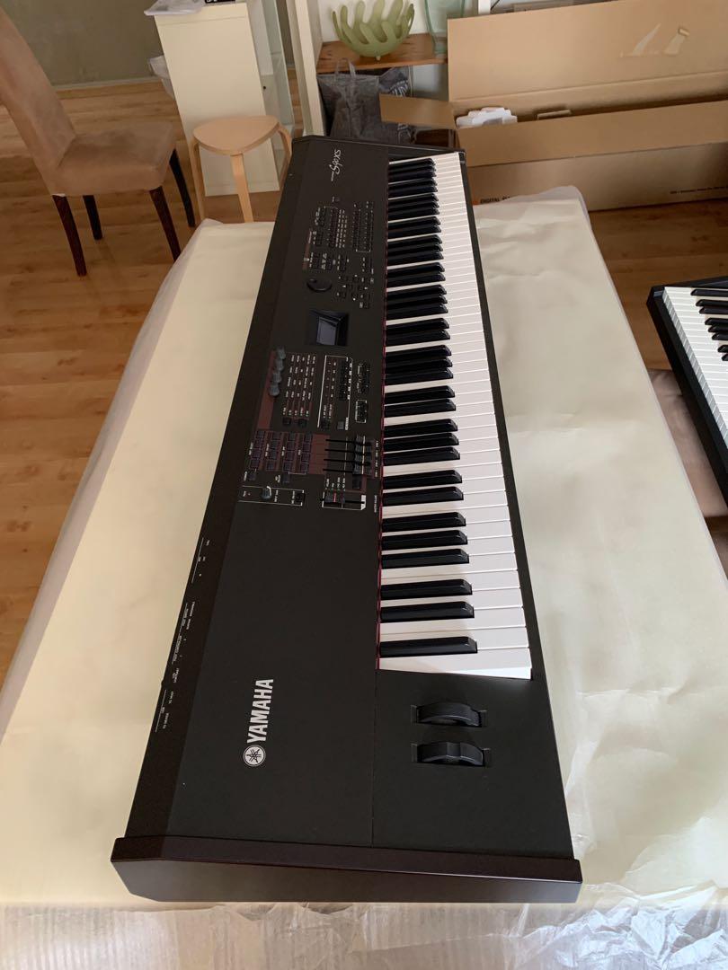 Yamaha S90XS, Hobbies & Toys, Music & Media, Musical Instruments on