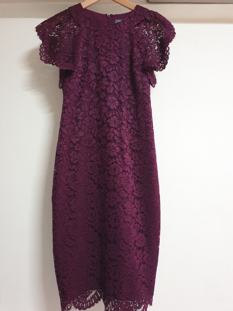 100% New- Vince Camuto Burgundy Lace Dress - Size 8 UK / 4 US, Women's  Fashion, Tops, Sleeveless on Carousell