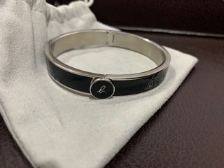 （分類：）位於 。 由 tiffcloset 提交（商品編號 1059334435，圖片 1）。簡介： 。